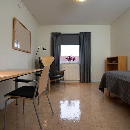 Logi Tuppen, Vandrarhem - Oskarshamns Folkhoegskola Esterno foto