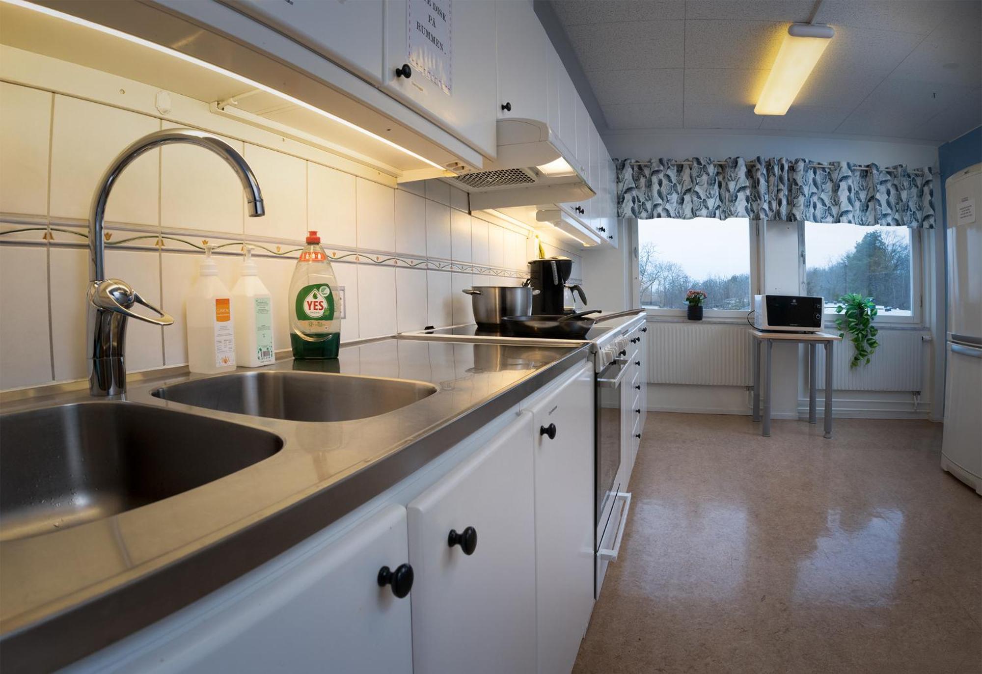 Logi Tuppen, Vandrarhem - Oskarshamns Folkhoegskola Esterno foto