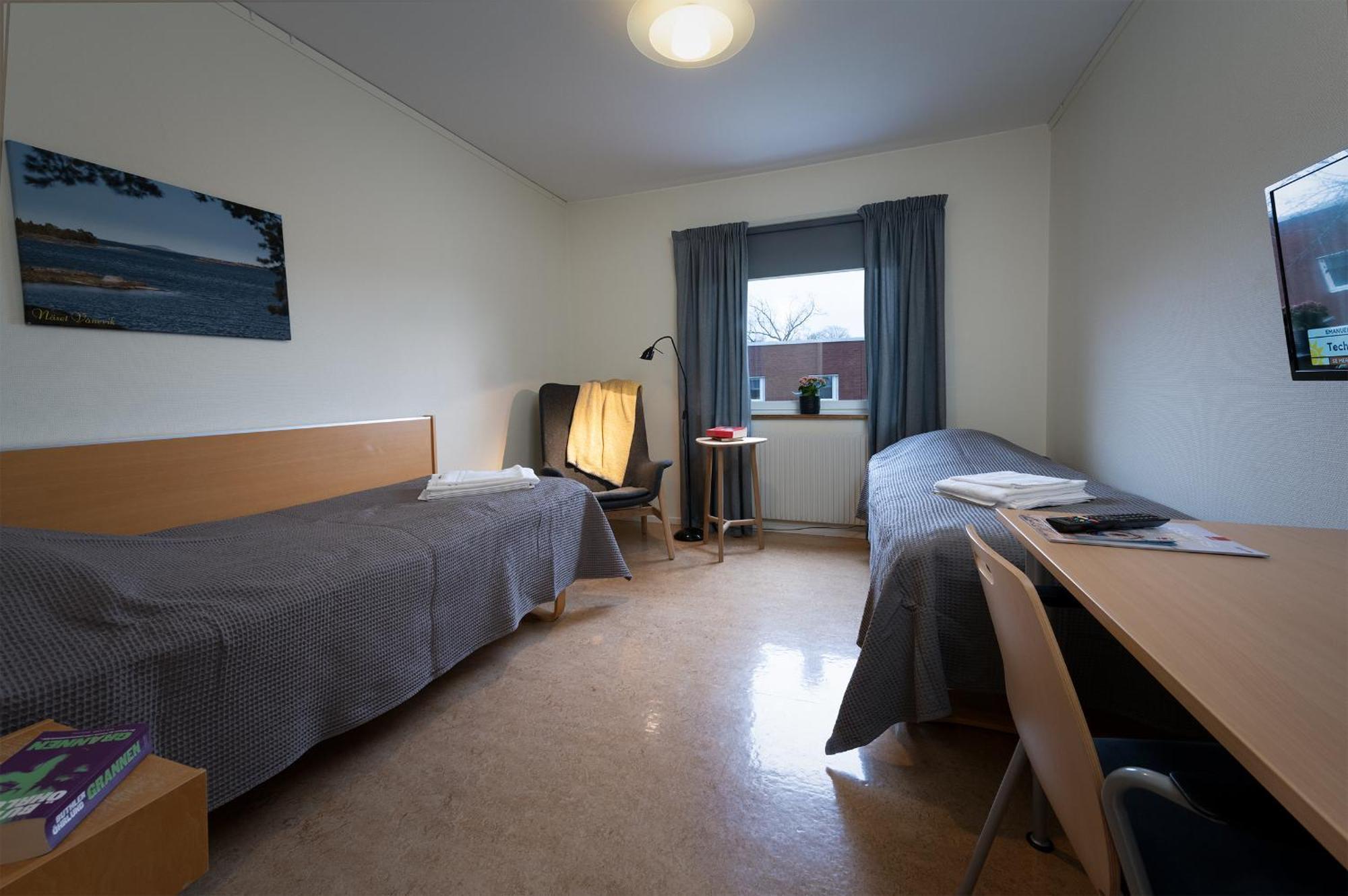 Logi Tuppen, Vandrarhem - Oskarshamns Folkhoegskola Esterno foto